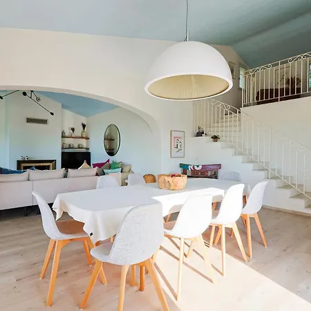 Villa D'exception Avec Tres Belle Vue - Joyce